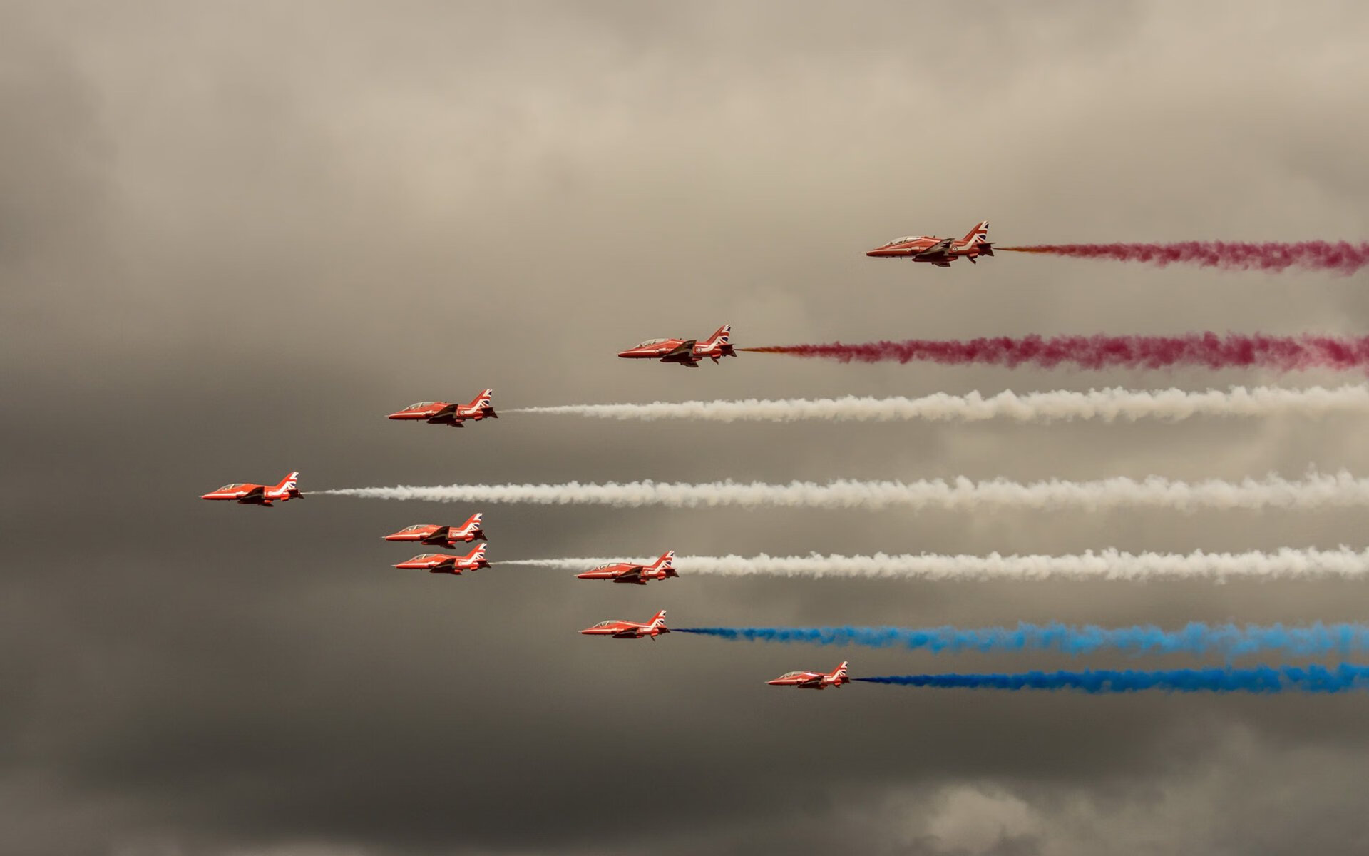 库里关键三分逆转勇士!,库里关键三分视频